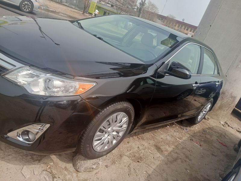 Thumbnail 3 of 2013 Toyota Camry
